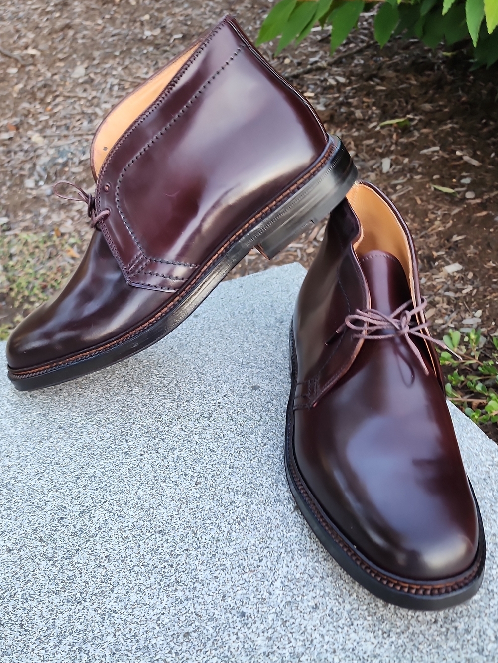 Alden 1357 Color # 8 Shell Cordovan Leather Chukka Boots  size 7.5 Width B / D